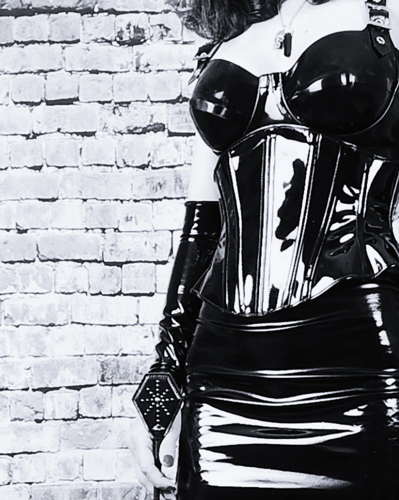 Photo of Mistress Daria Di